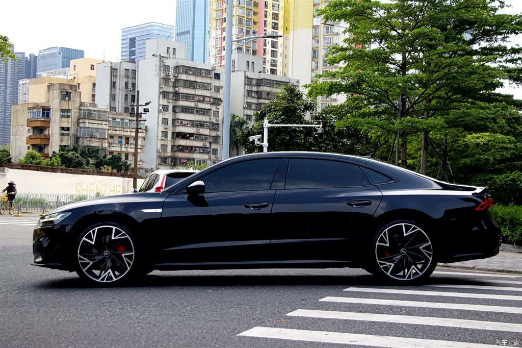 Audi A7L, 2024 3