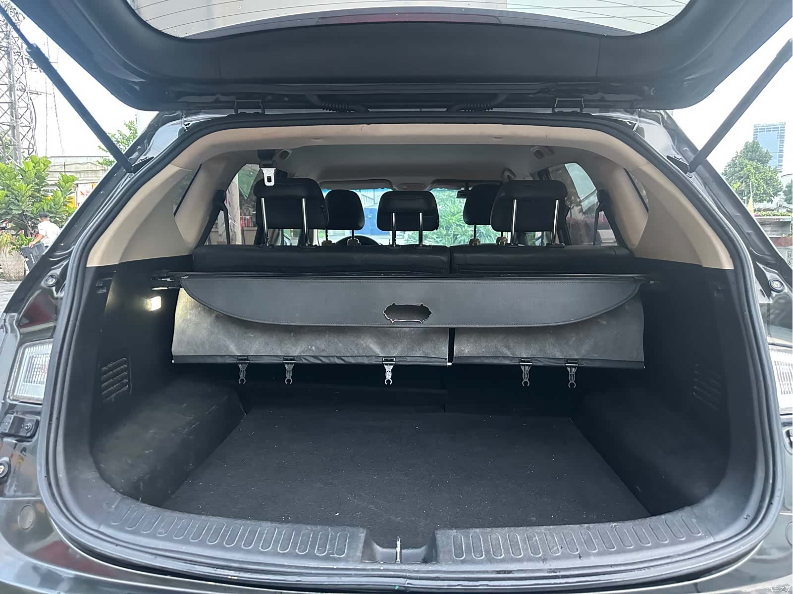 Wuling 560, 2016 13
