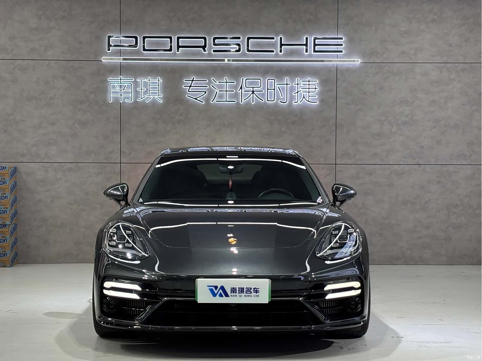 Porsche Panamera, 2022 2