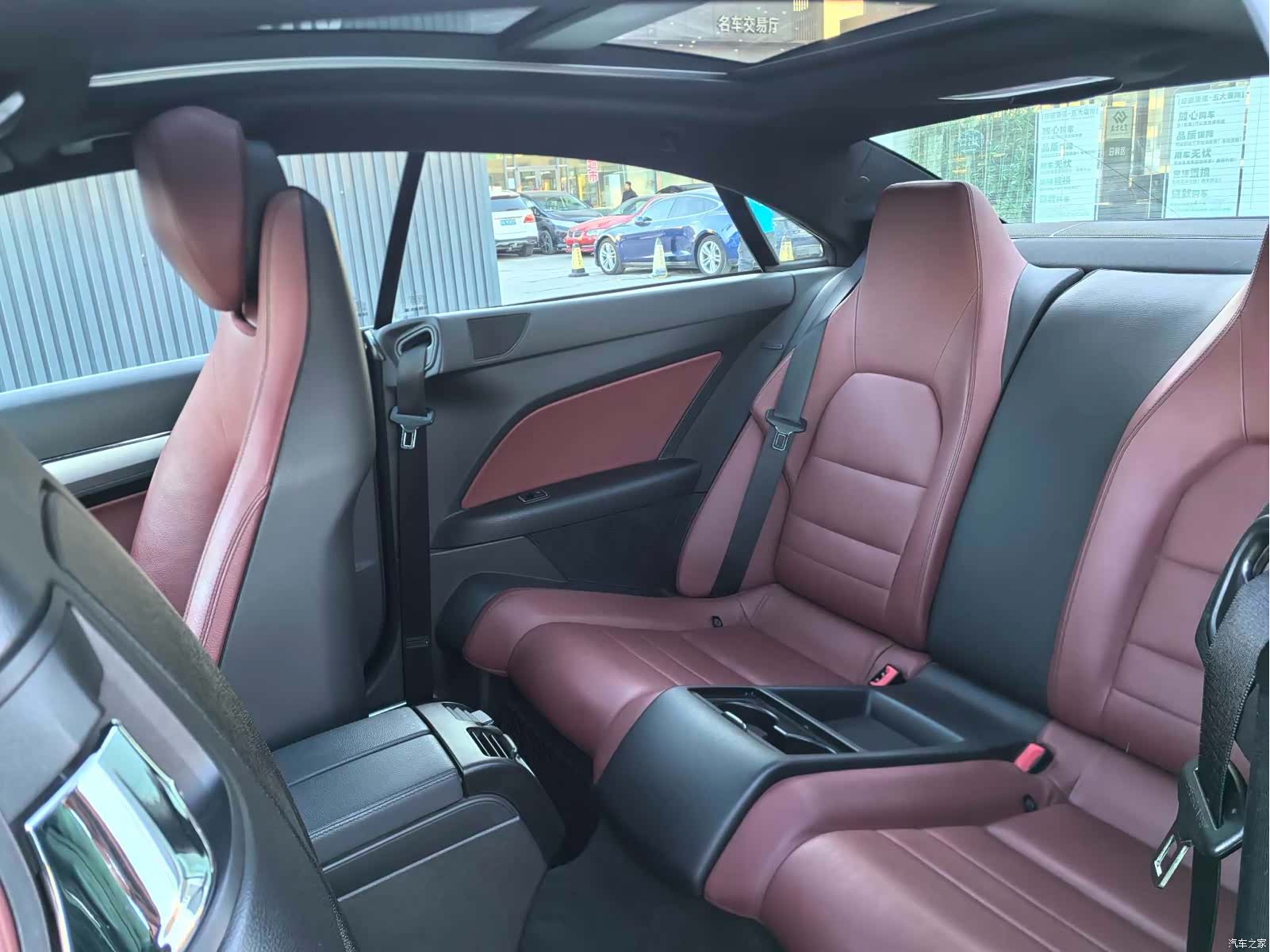 Mercedes-Benz E-Class, 2012 все фото