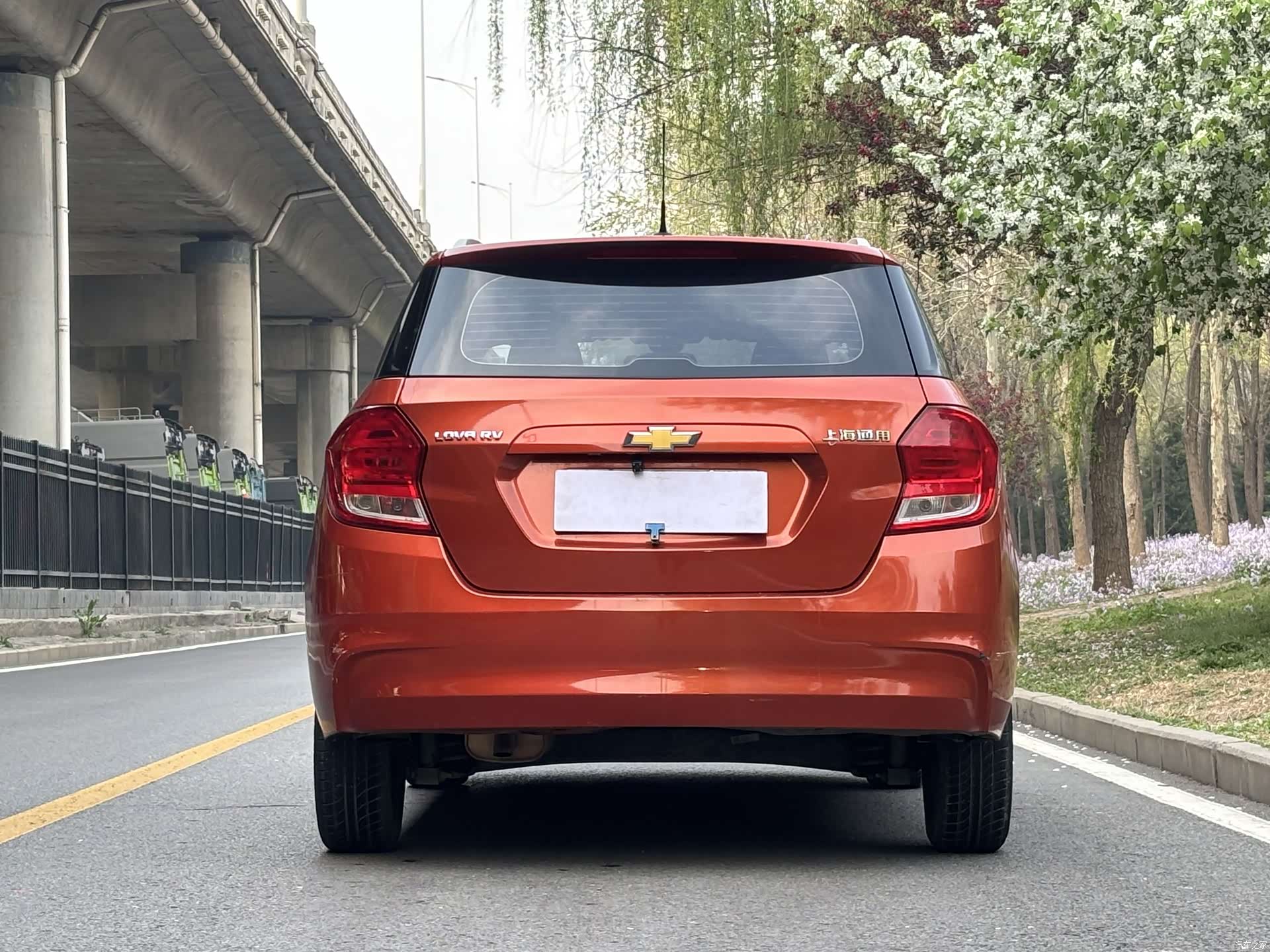 Chevrolet RV, 2016 все фото