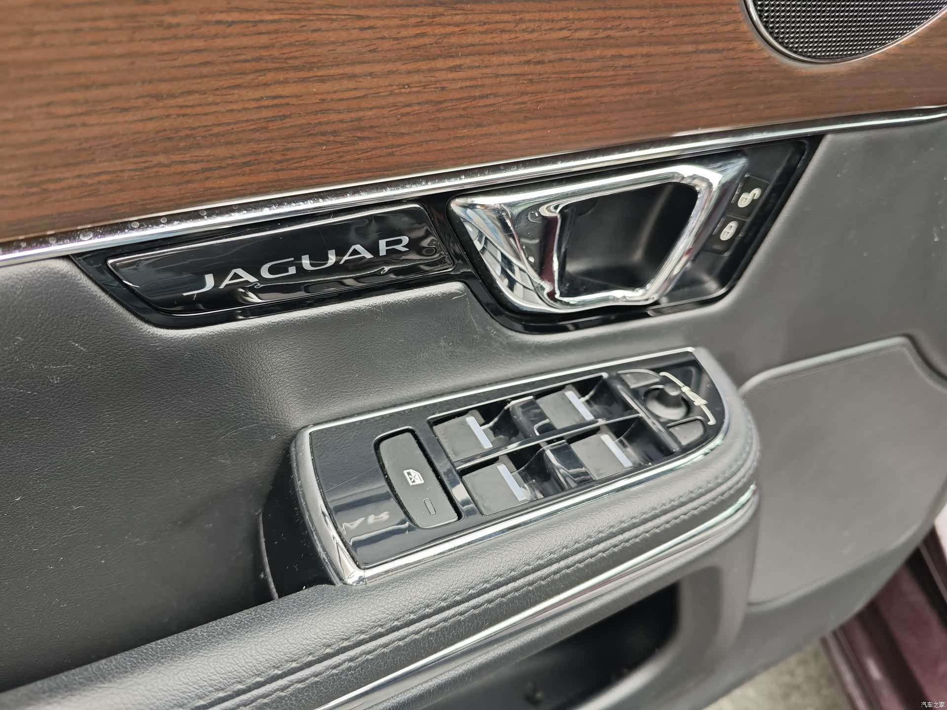 Jaguar XJ, 2014 24