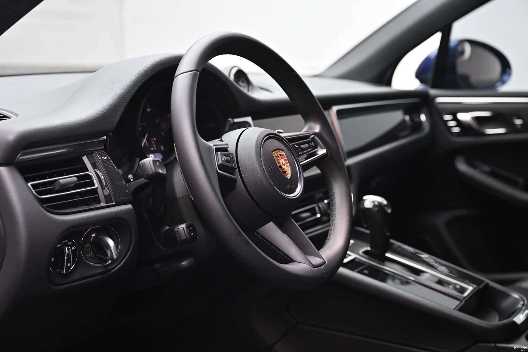 Porsche Macan, 2023 8
