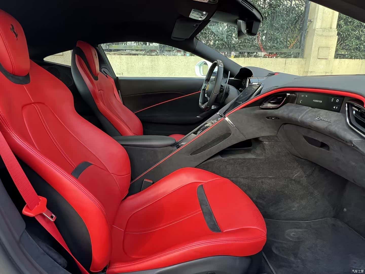 Ferrari Roma, 2023 все фото