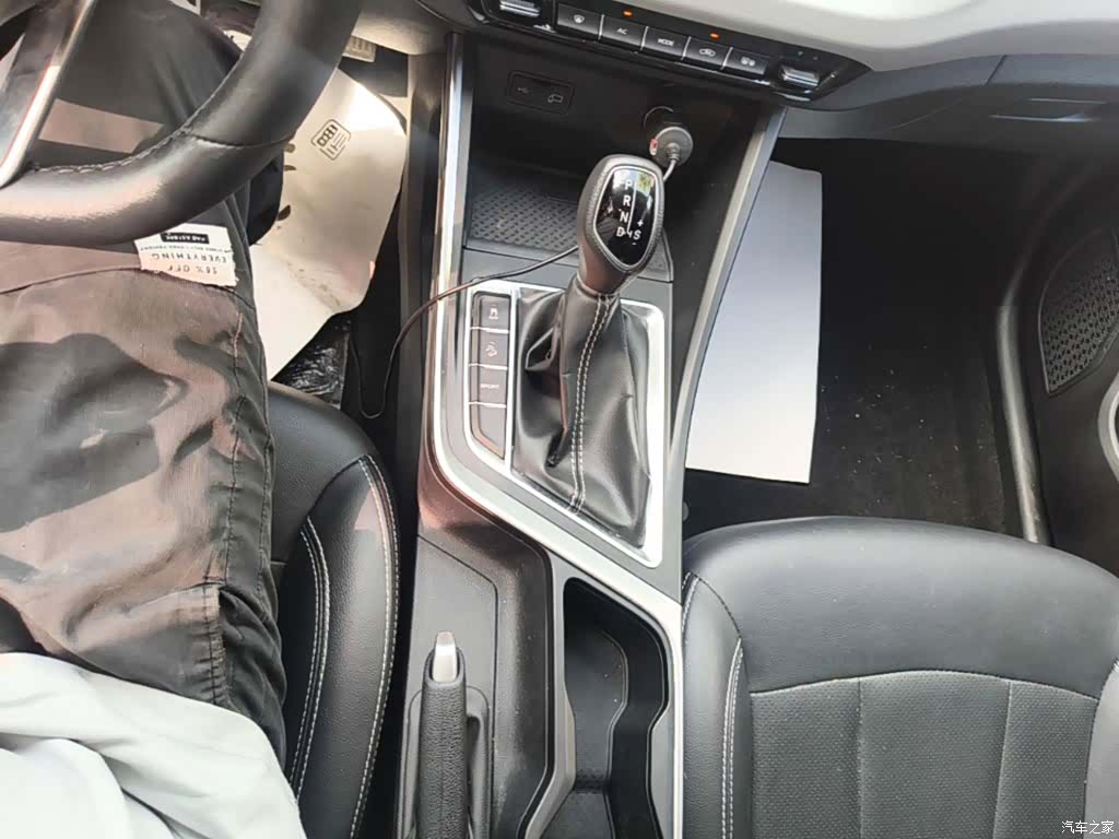 Geely X3, 2020 10
