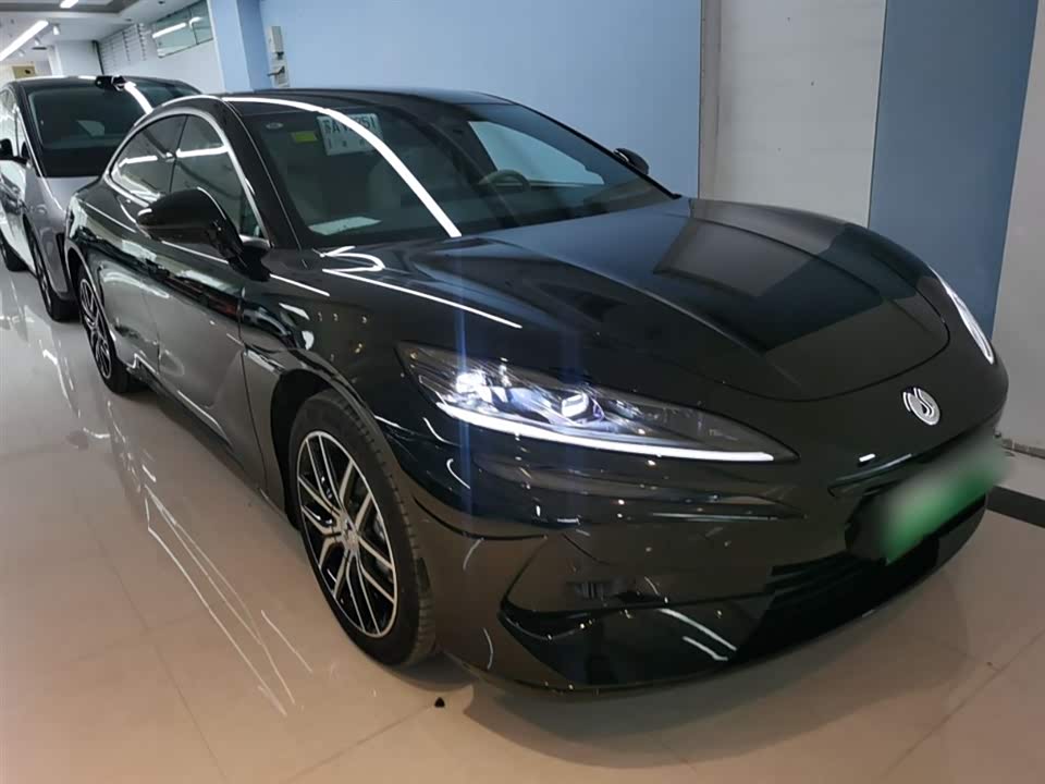 Denza Z9 Denza Z9