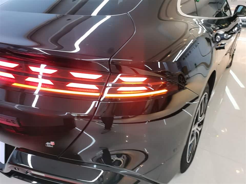 Denza Z9 Denza Z9
