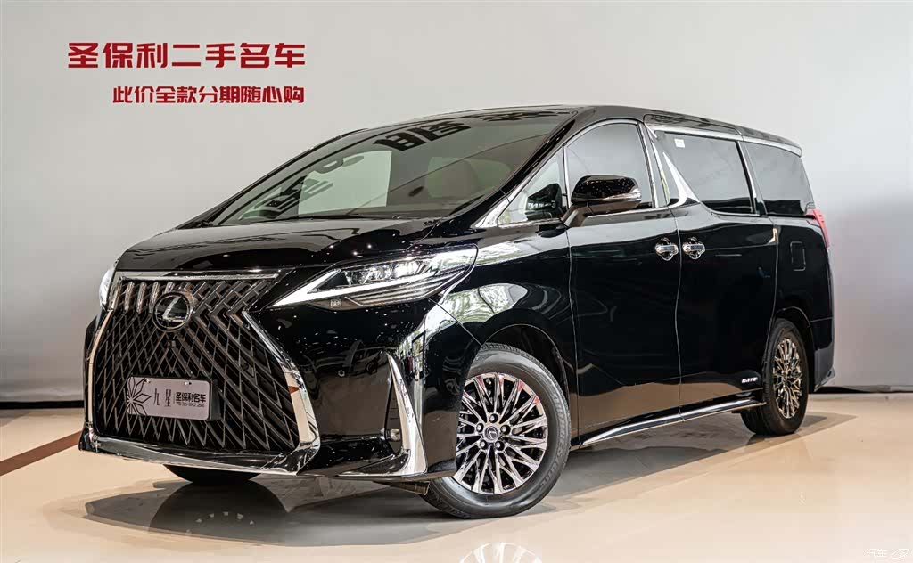 Lexus LM, 2022 1