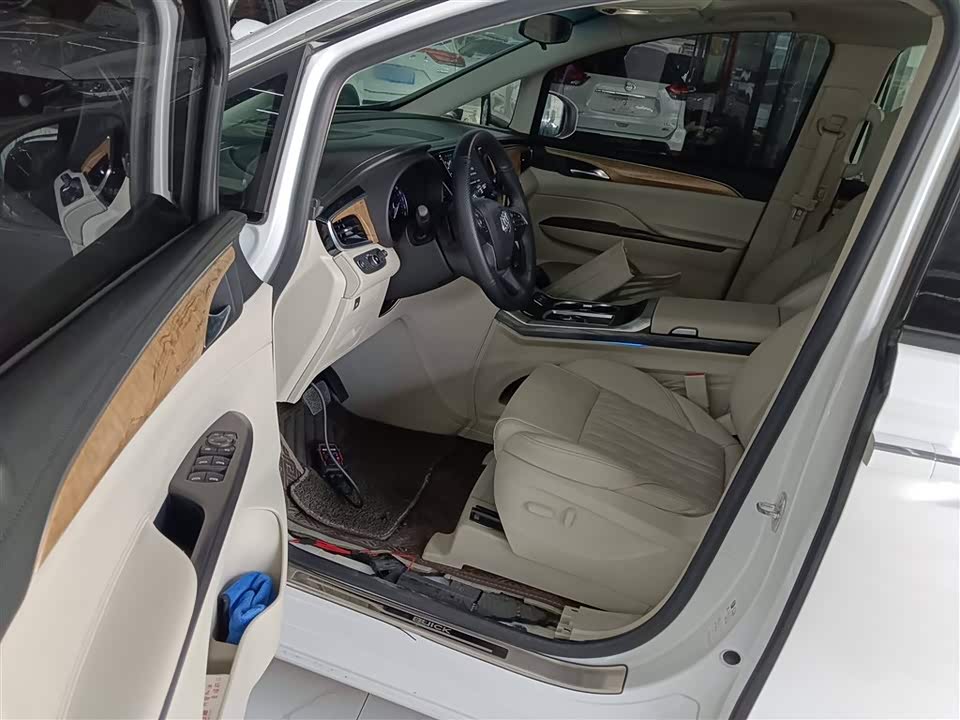 Buick GL8 Buick GL8