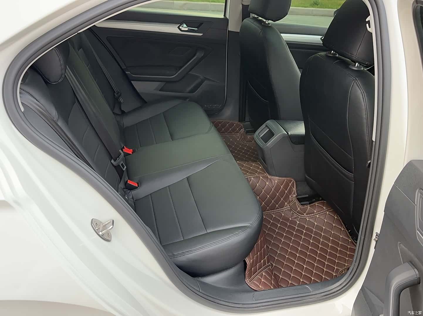 Volkswagen Lamando, 2018 17
