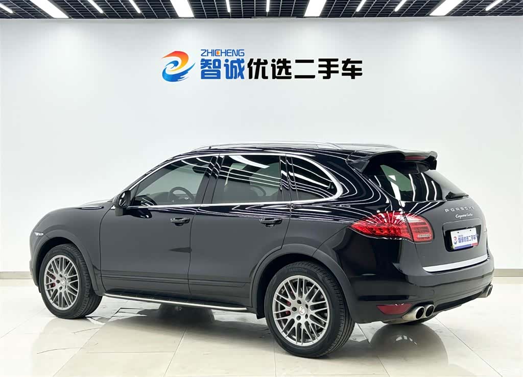 Porsche Cayenne, 2012 26