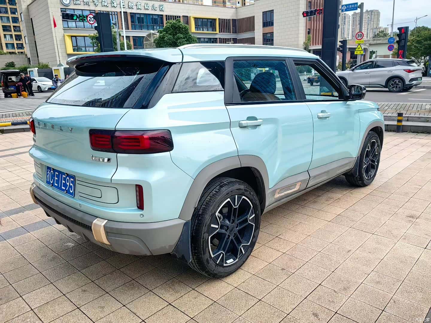 Geely Icon, 2024 7