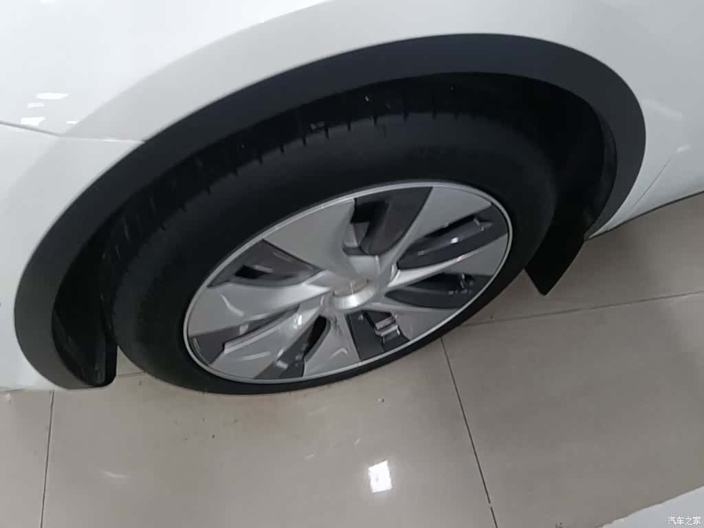 Tesla Model Y, 2021 23
