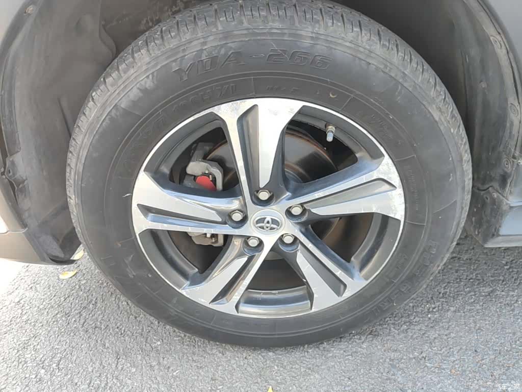 Toyota RAV4, 2016 23