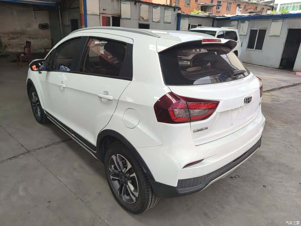 Geely X3, 2019 все фото