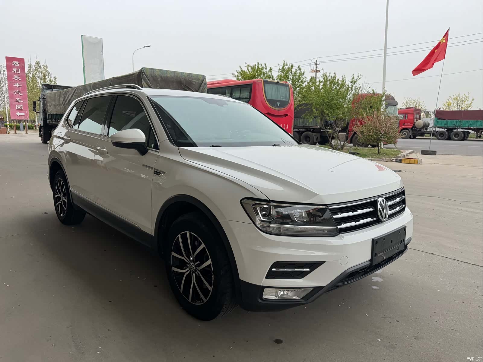 Volkswagen Tiguan L, 2017 3