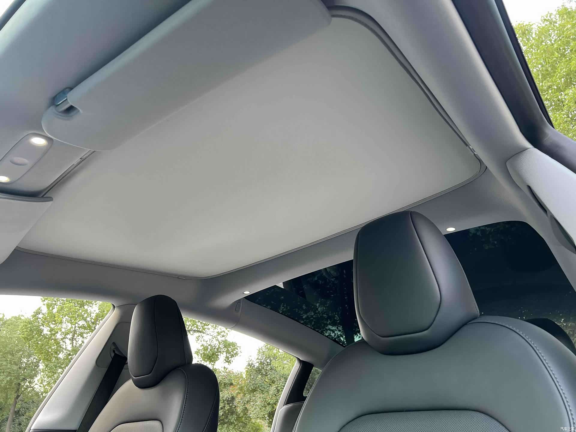 Tesla Model 3, 2024 15