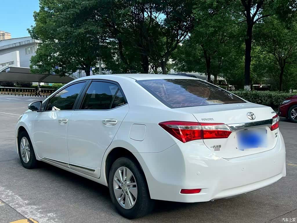 Toyota Corolla, 2016 все фото