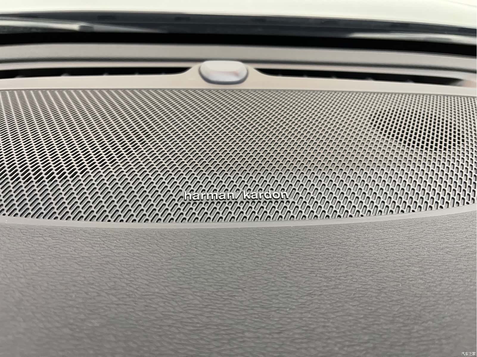 Volvo V90, 2025 4