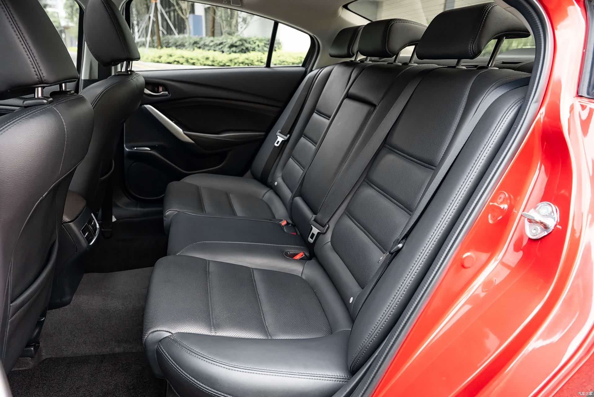 Mazda Atenza, 2019 8