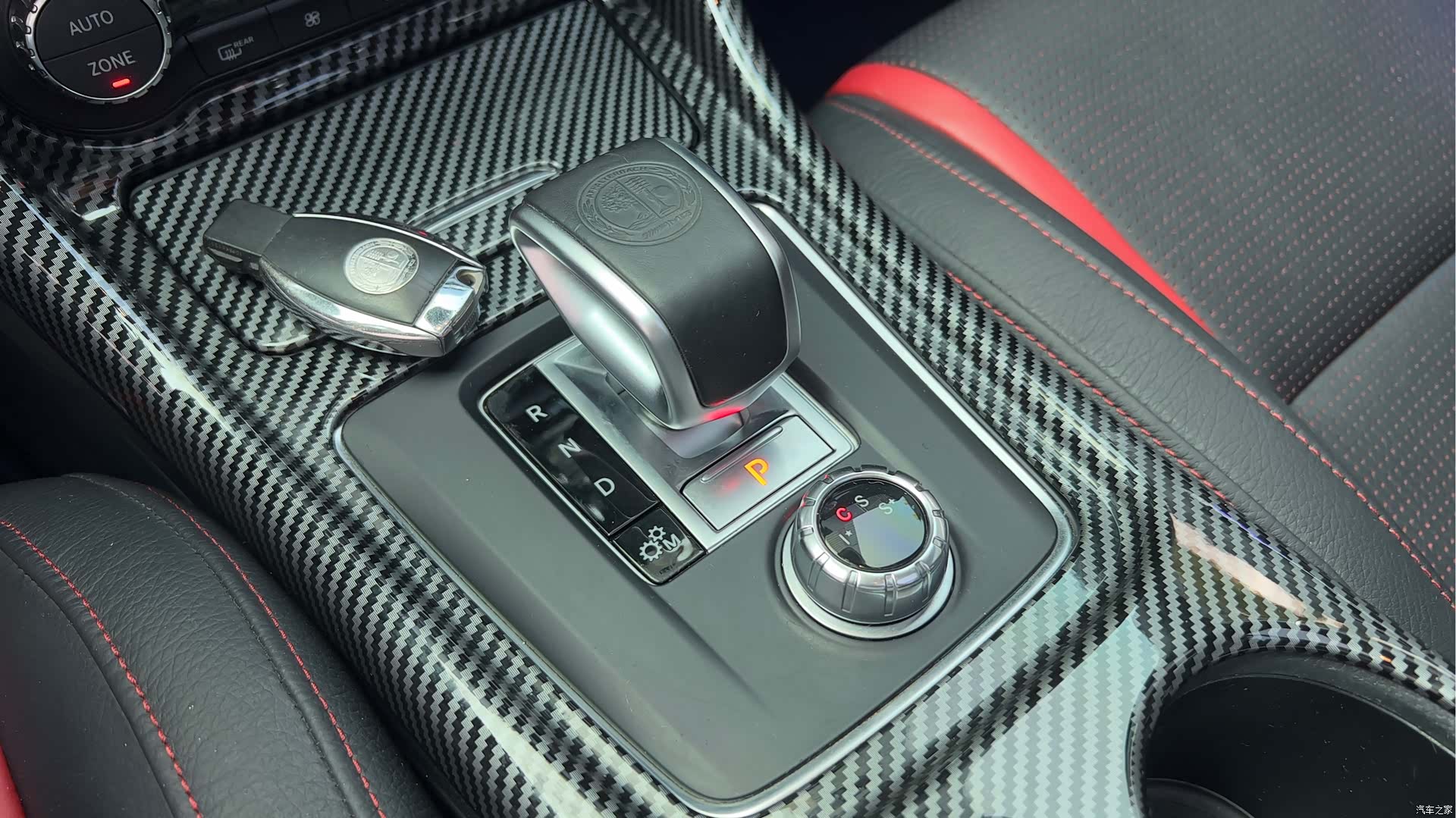 Mercedes-Benz GLA, 2016 10