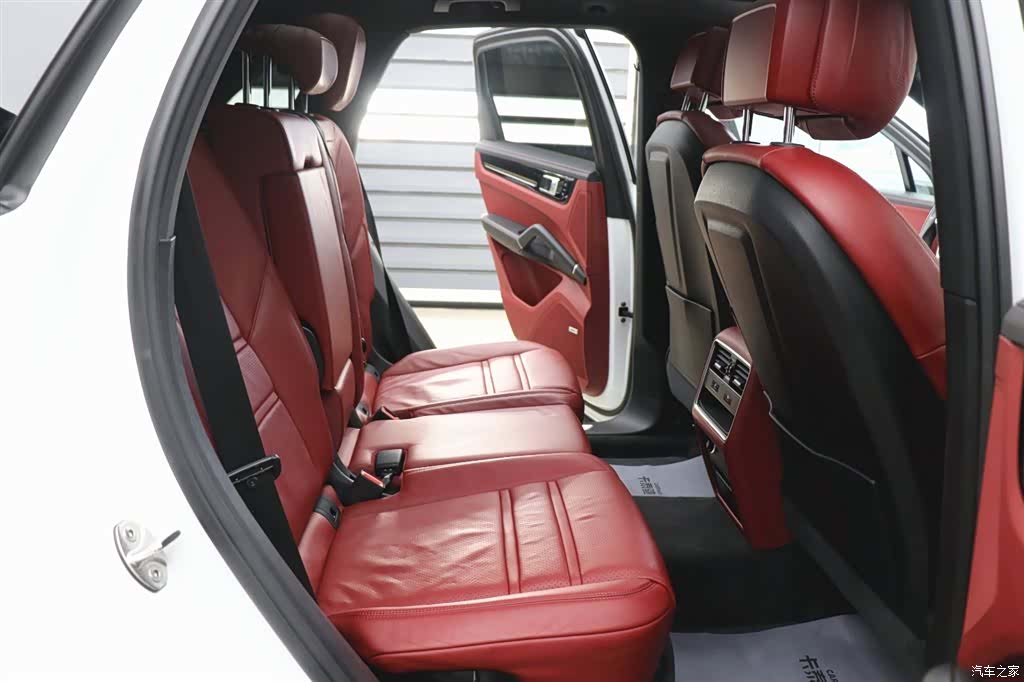Porsche Cayenne, 2019 26