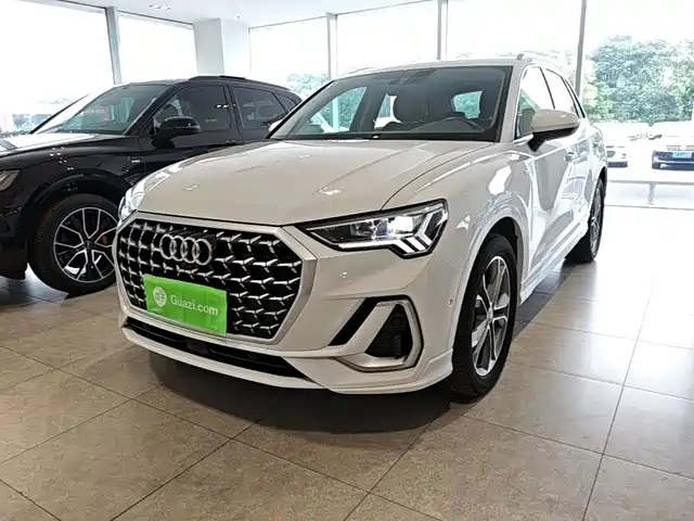 Audi Q3 2024 — купить из Китая под заказ