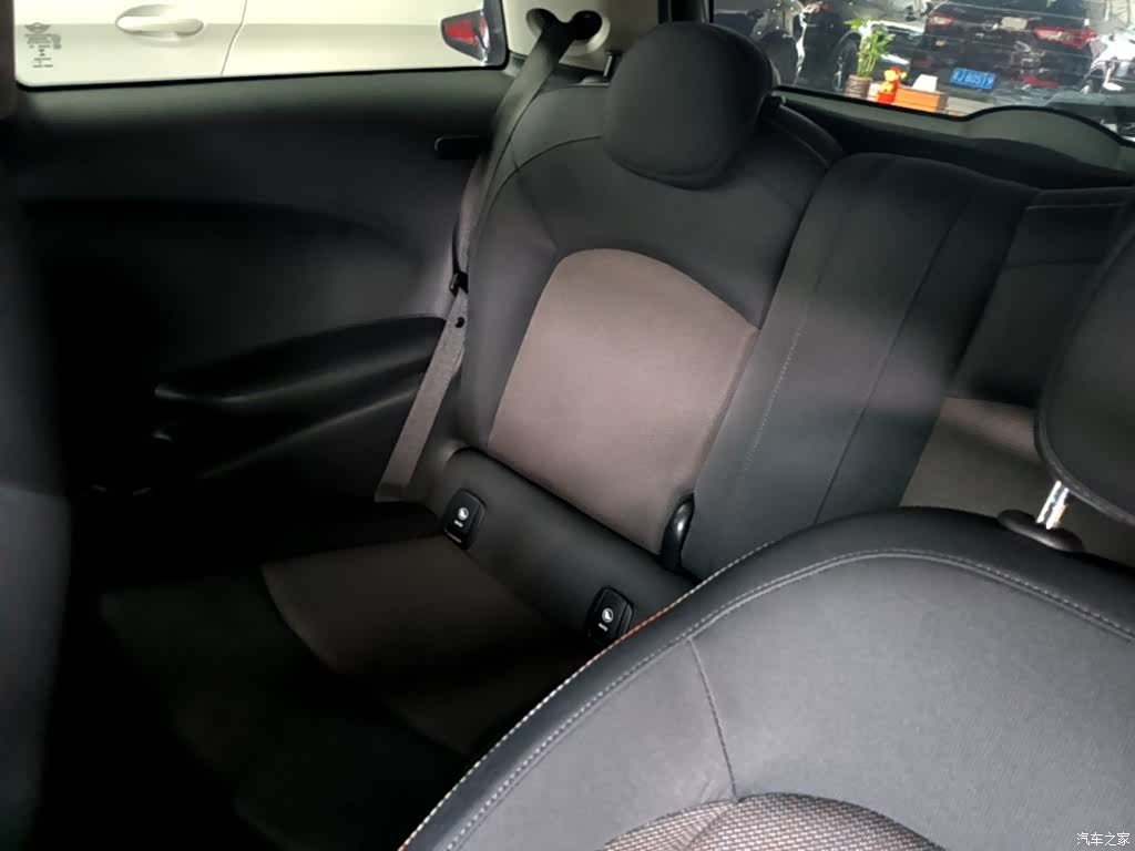 Mini ONE, 2020 13