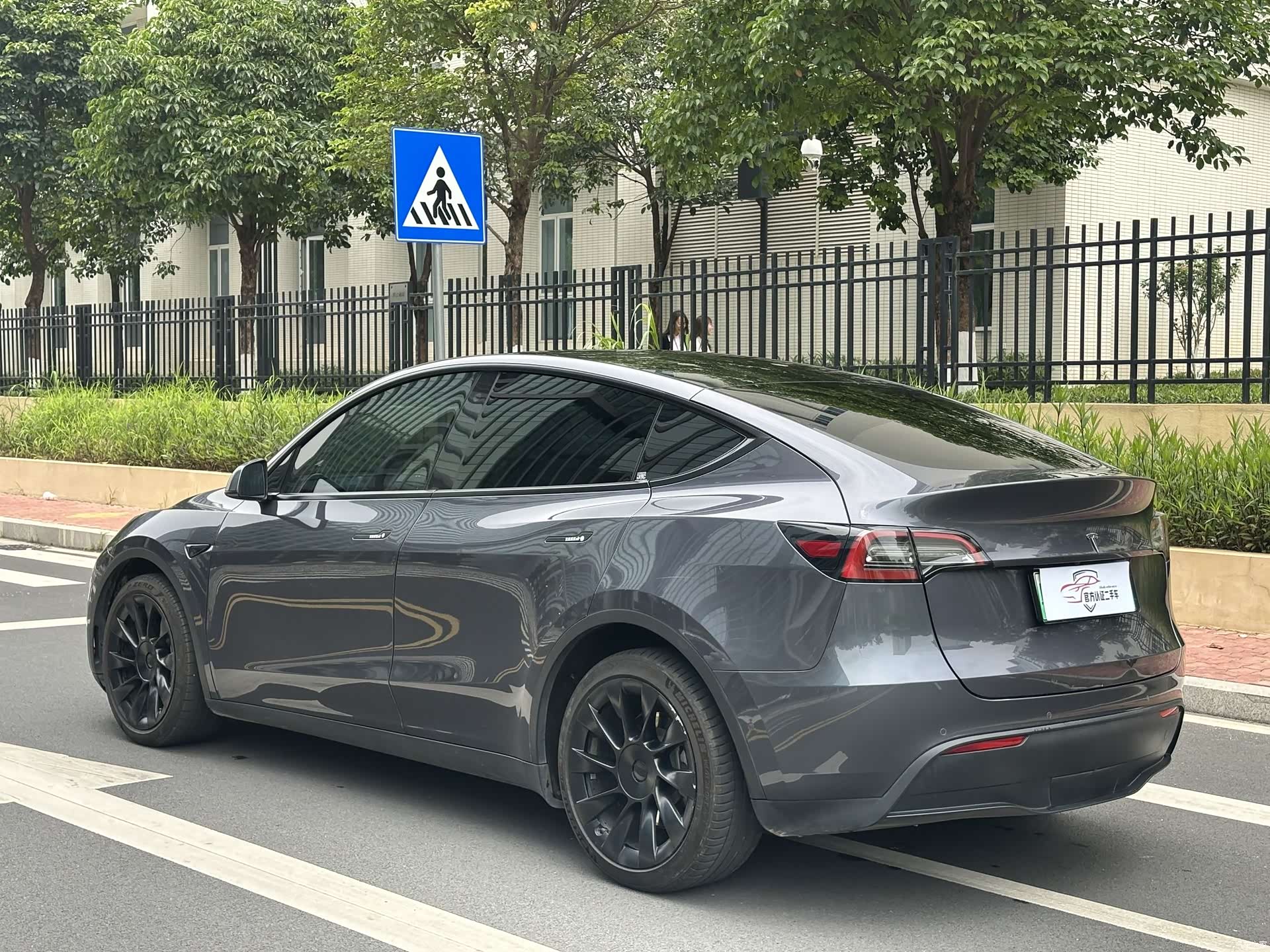 Tesla Model Y, 2021 6