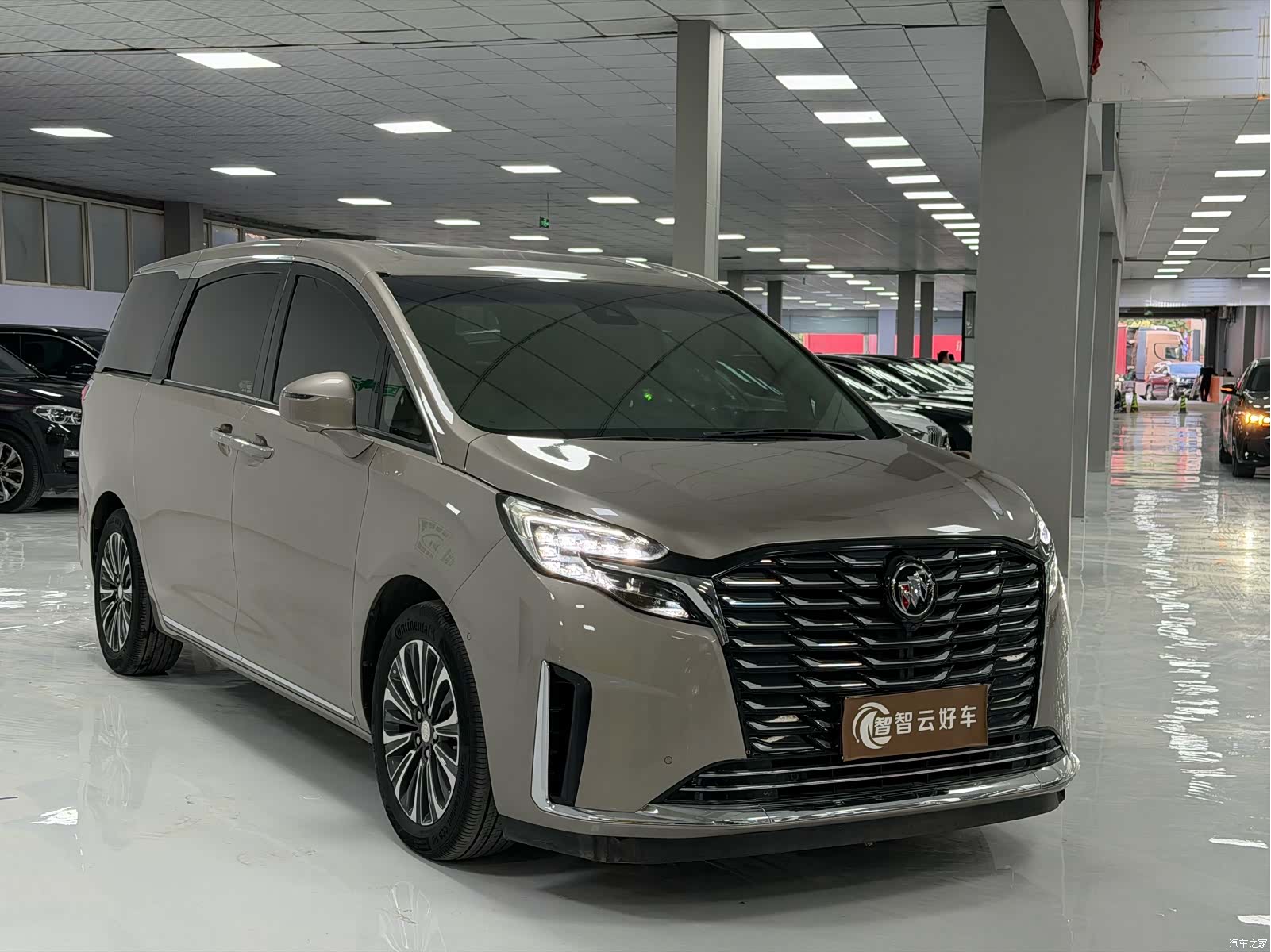 Buick GL8, 2024 3