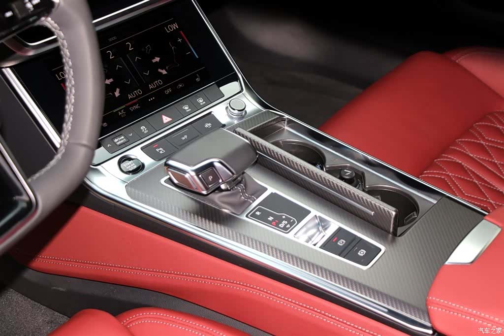 Audi A7L, 2024 6