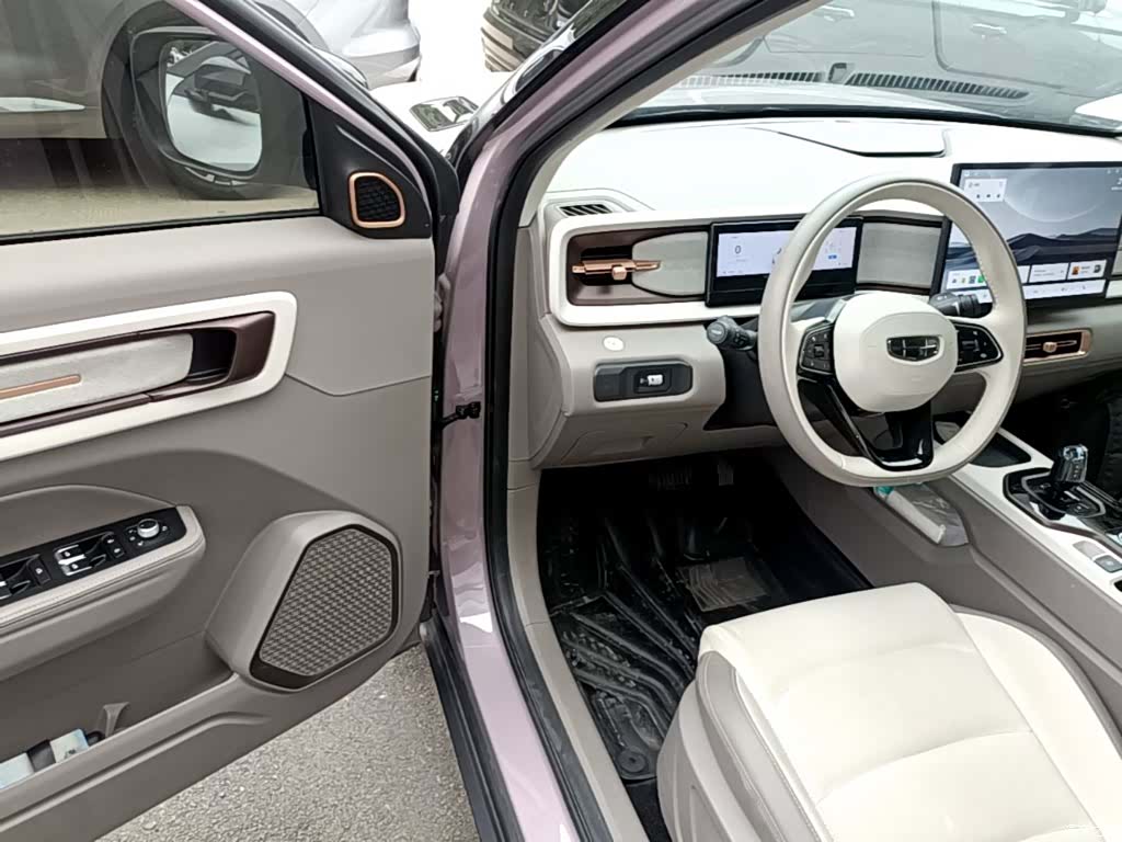 Geely Icon, 2025 16