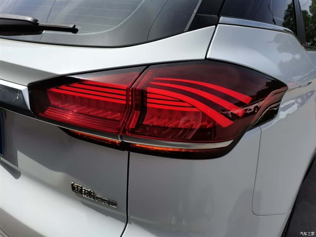 Geely Boyue, 2020 8