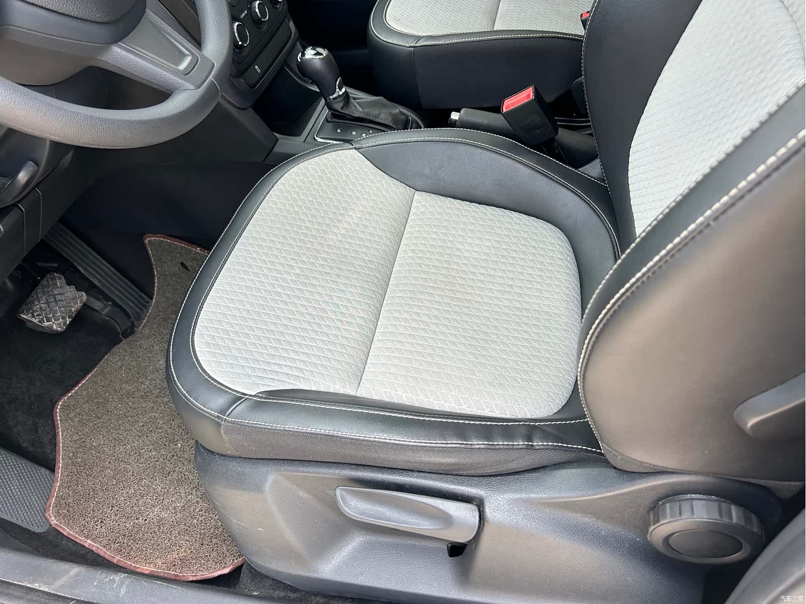 Skoda Yeti, 2018 11