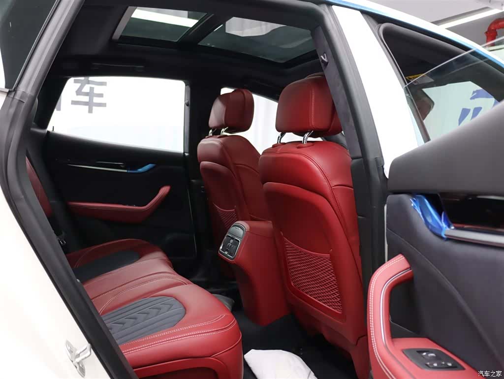 Maserati Levante, 2024 16