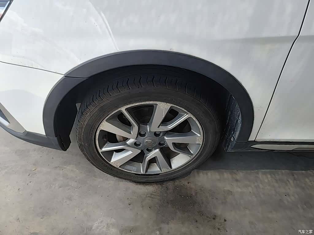 Geely S1, 2018 23