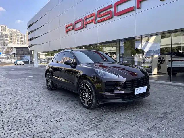 Porsche Macan 2021 — купить из Китая под заказ