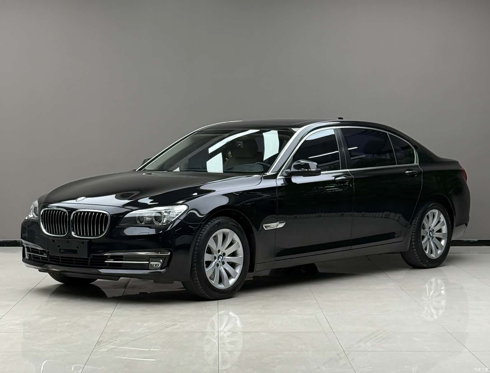 BMW 7 Series, 2013 1