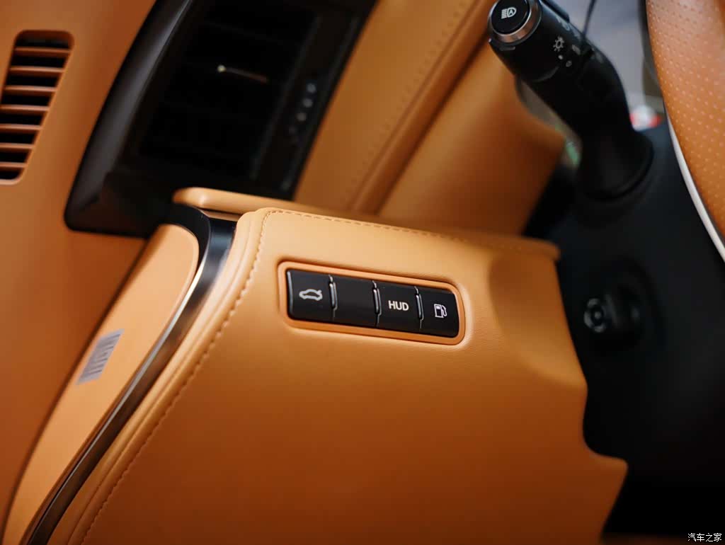 Lexus LC, 2018 32