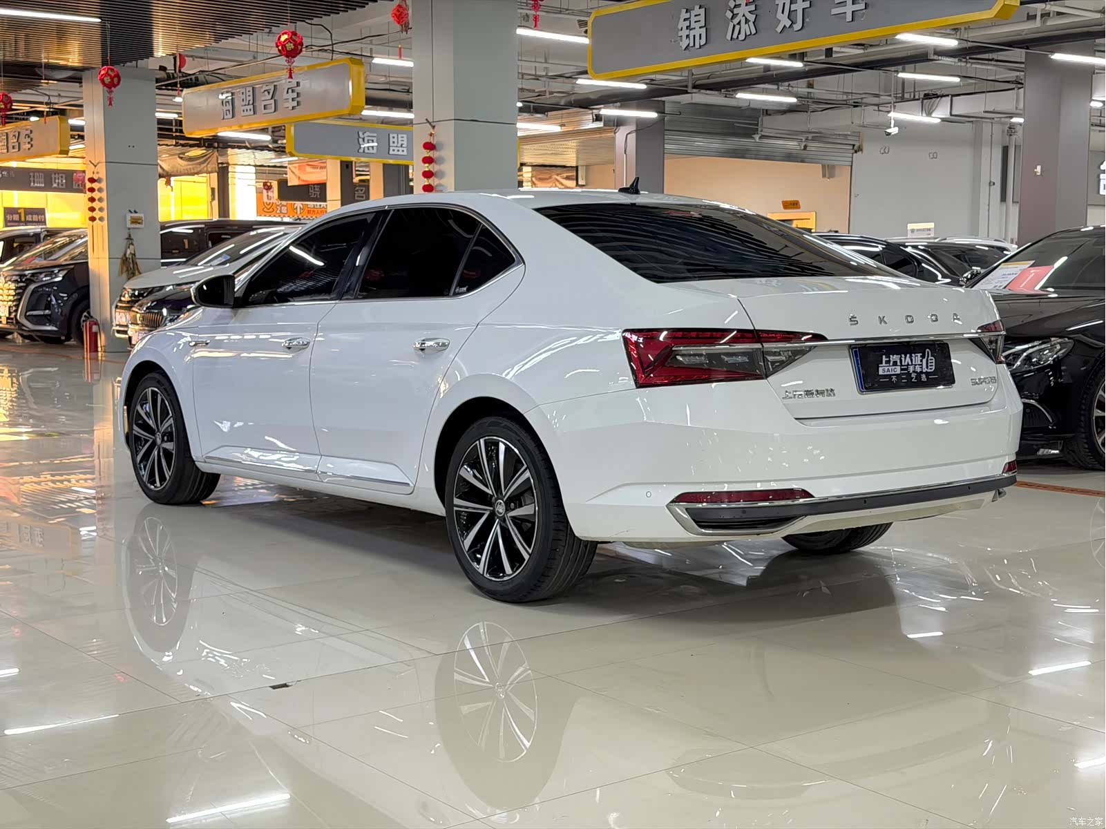 Skoda Superb, 2022 6