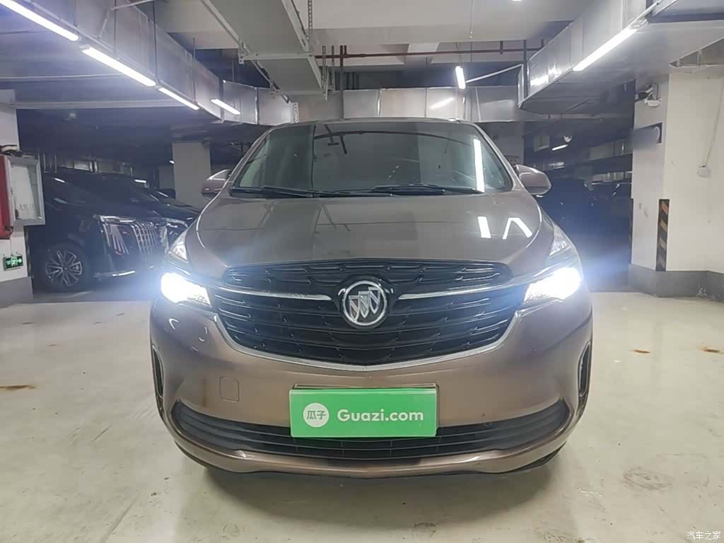Buick GL8, 2022 3