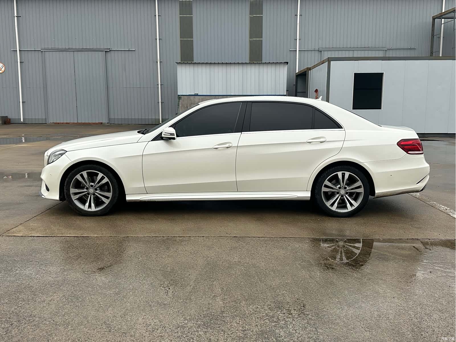 Mercedes-Benz E-Class, 2016 12