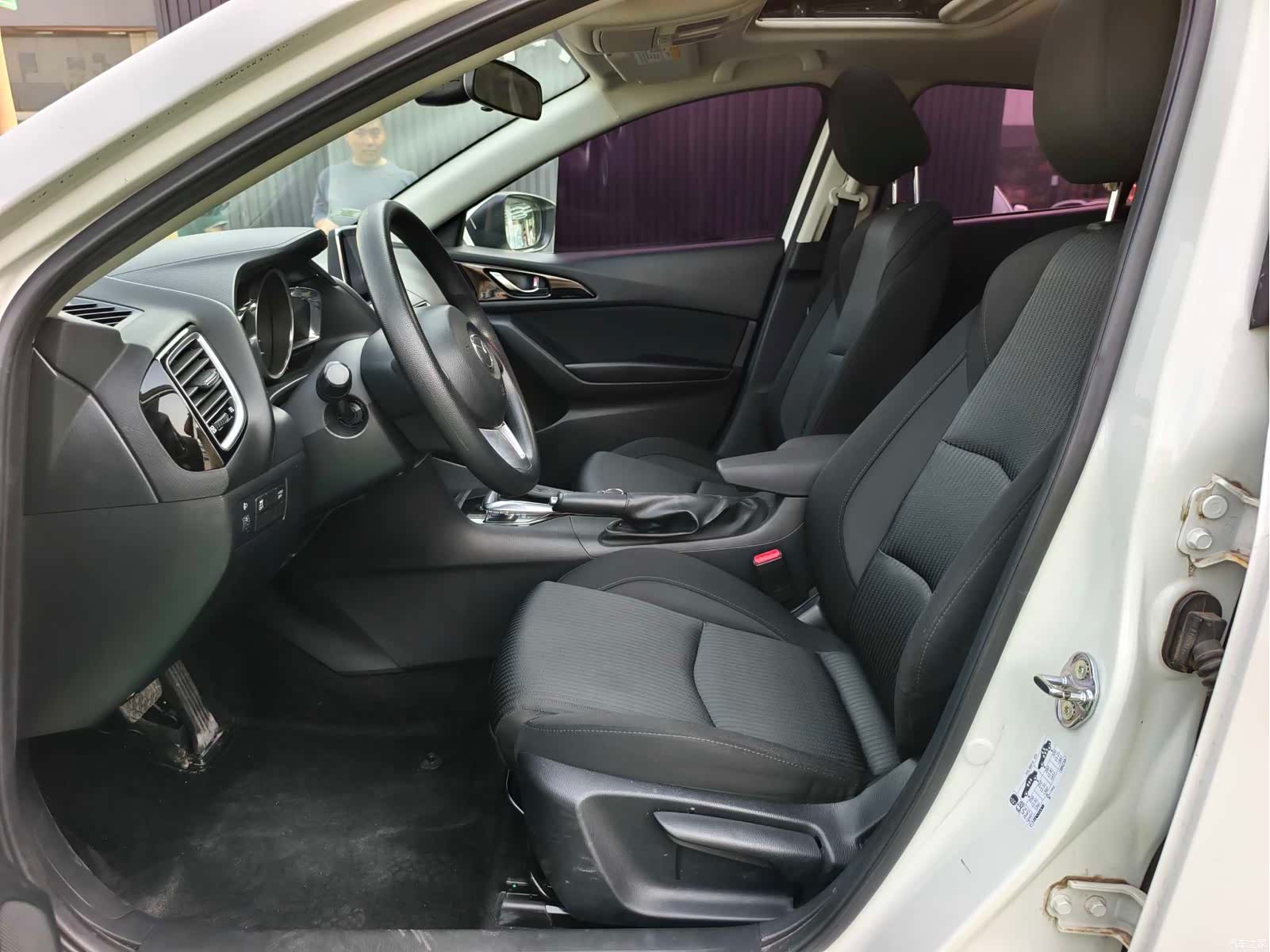 Mazda Mazda3, 2016 9
