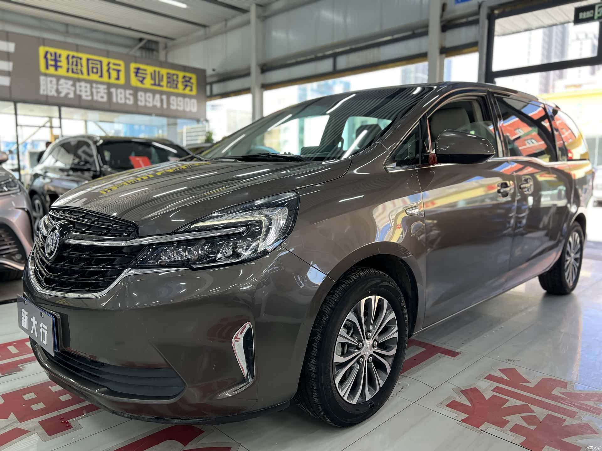 Buick GL8, 2022 1