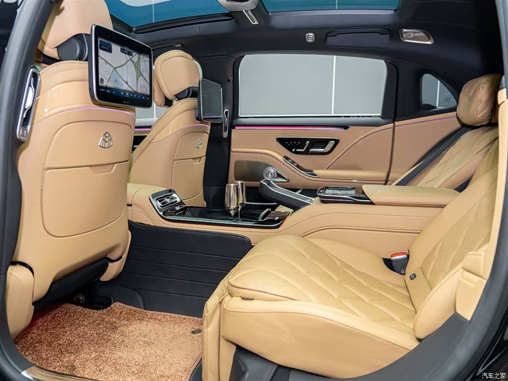 Maybach S-Class, 2023 15