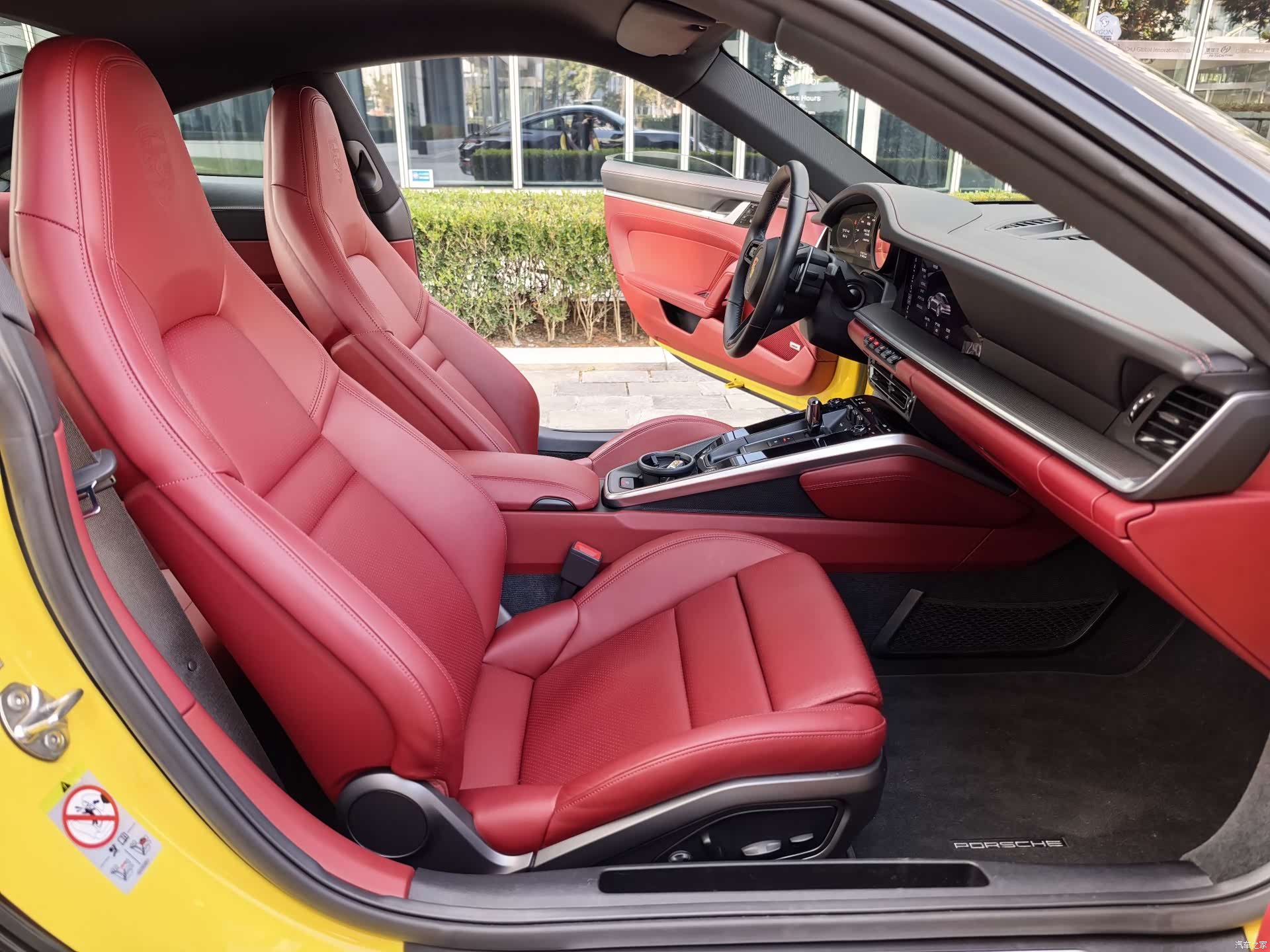 Porsche 911, 2021 33