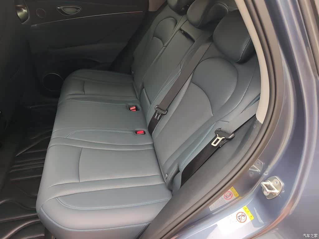BYD HiAce, 2025 18
