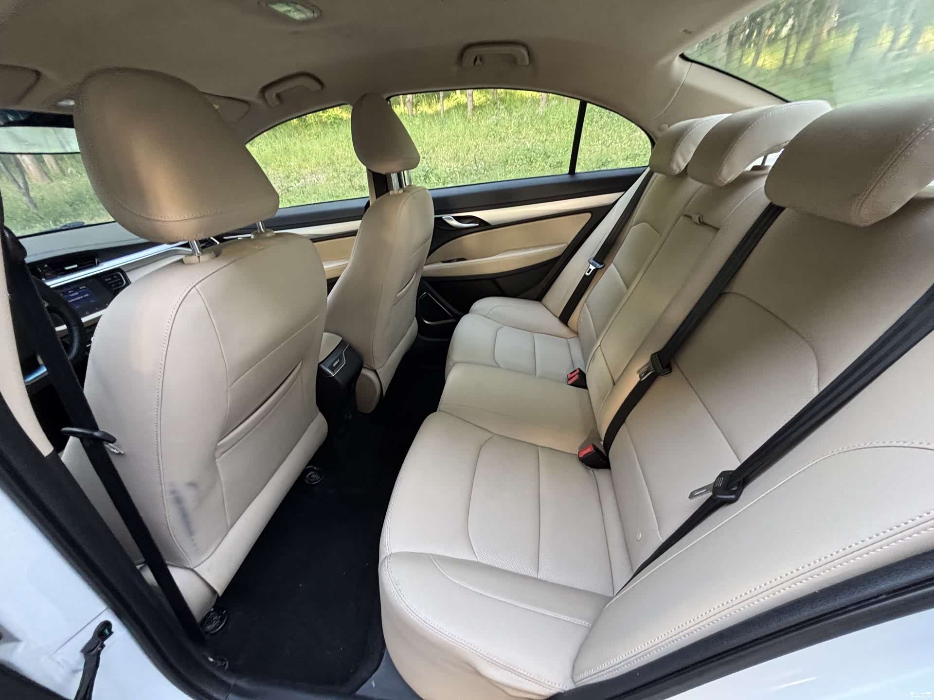 Geely Emgrand, 2018 8