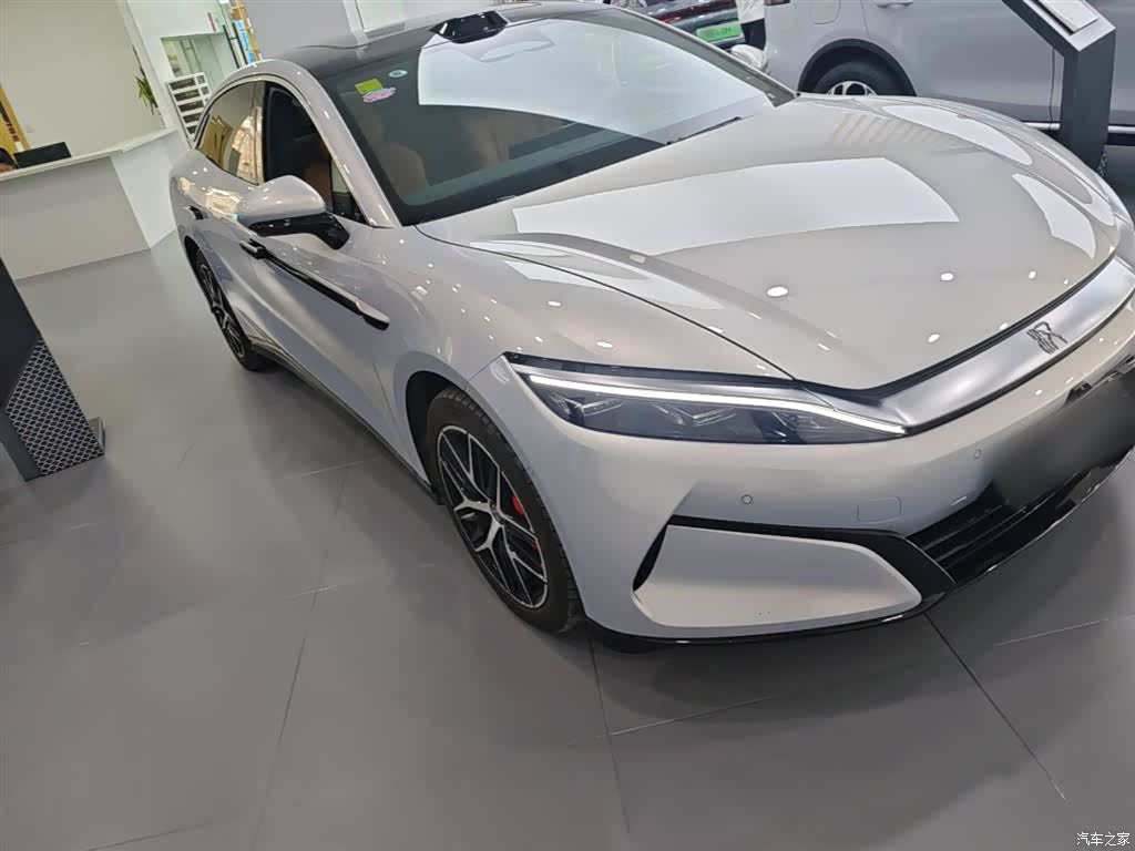 BYD Han, 2025 4
