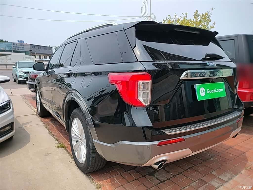 Ford Explorer, 2022 все фото